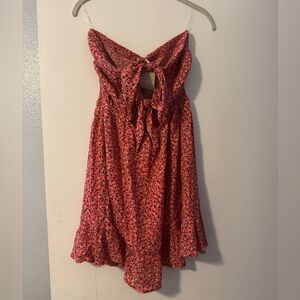 NWT ILLIA ILLIA Tie Front Cut-Out Star Dress